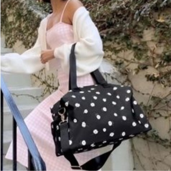 Alice + Olivia Daisy Duffel Weekender Bag NWT - Picture 2 of 7